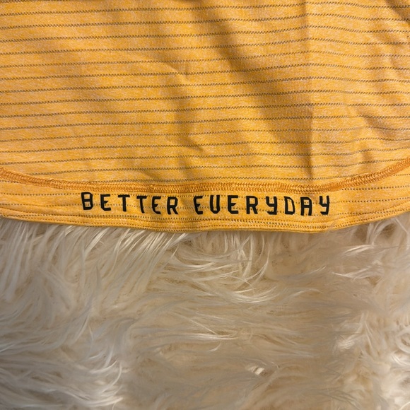 Lululemon t shirt, size S - Picture 2 of 6